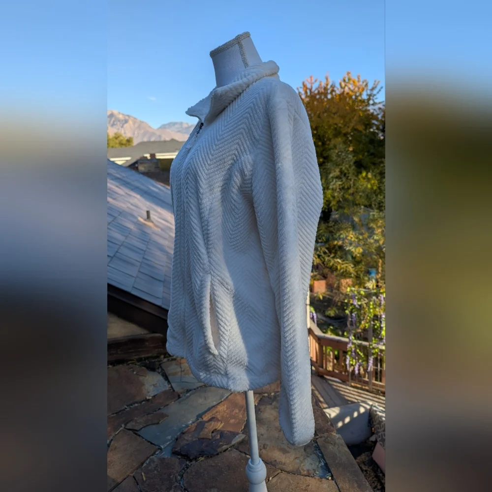 Free2B Butter Fleece Full-Zip Jacket, Creamy White, L NWOT - Picture 4 of 12